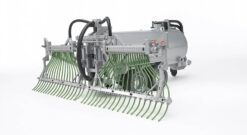 BRUDER 2020 Cisterna s postrekovačom FLIEGL