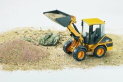 BRUDER 2441 Nakladač CAT čelný