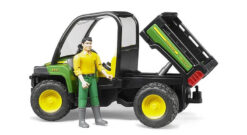 BRUDER 2490 Auto JOHN DEERE Gator XUV 855D s vodičom