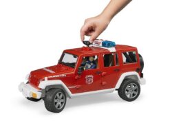 BRUDER 2528 Hasičské auto Jeep Wrangler s figúrkou hasiča