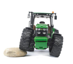 BRUDER 3051 Zelený TRAKTOR JOHN DEERE 7930 s nakladačom