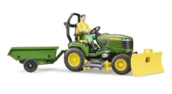 BRUDER 62104 BWORLD John Deere záhradný traktor, vozík, figúrka