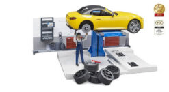 BRUDER 62110 BWORLD Autodielňa s mechanikom a autom
