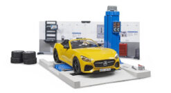BRUDER 62110 BWORLD Autodielňa s mechanikom a autom