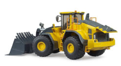 BRUDER 2458 Kolesový nakladač Volvo L260H
